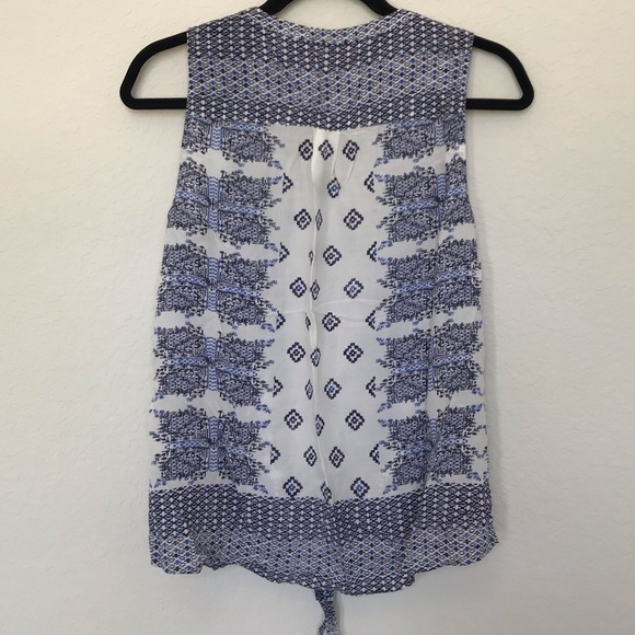 Lucky Brand Tie Front Geo Tank - Picture 5 of 7